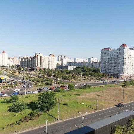 Stylish Panoramic Apartments. Smartplaza. Metro Minskaya Kijów Zewnętrze zdjęcie