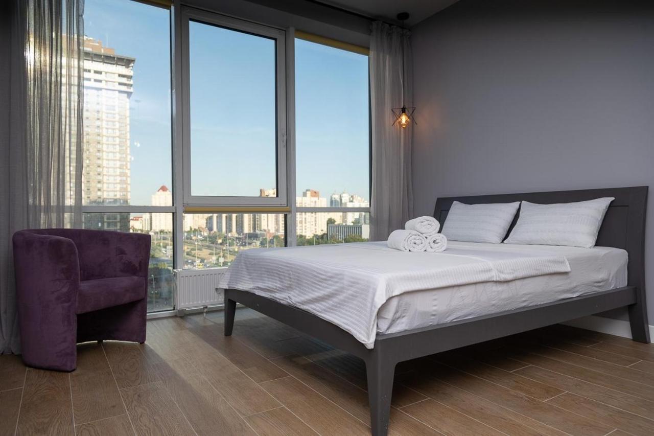 Stylish Panoramic Apartments. Smartplaza. Metro Minskaya Kijów Zewnętrze zdjęcie