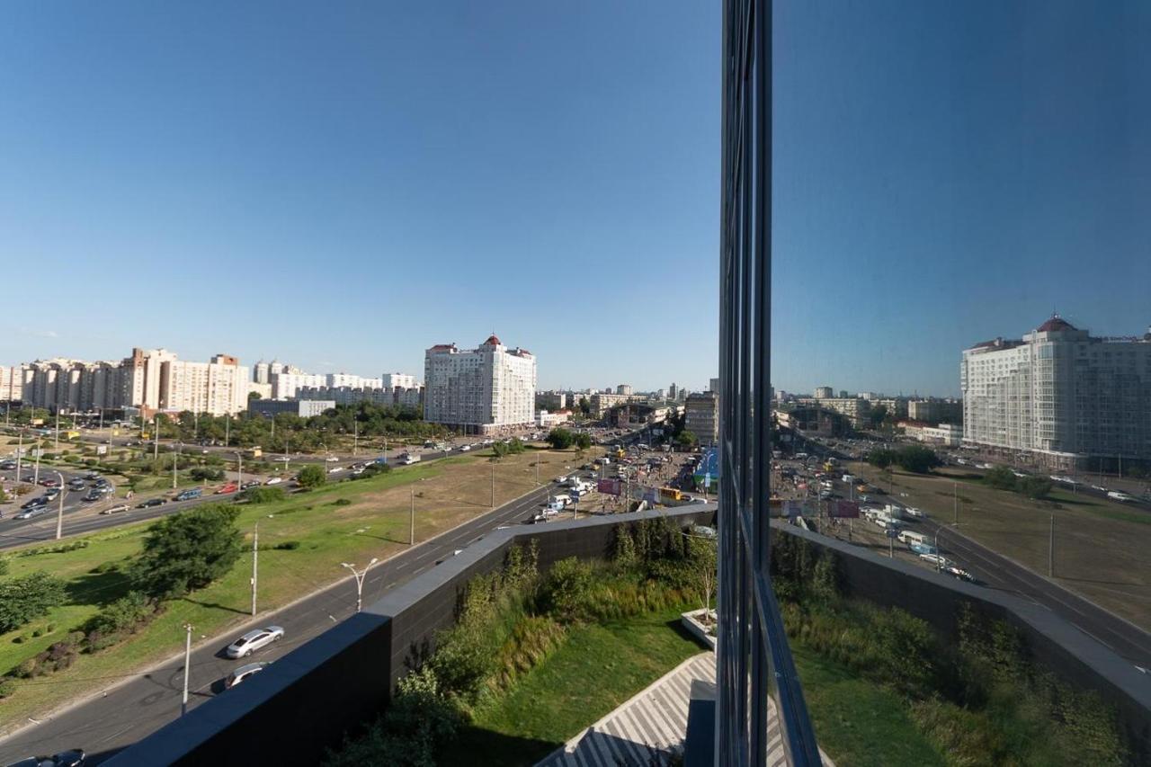 Stylish Panoramic Apartments. Smartplaza. Metro Minskaya Kijów Zewnętrze zdjęcie